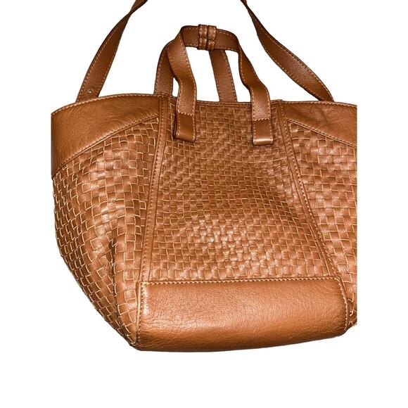 Wilson Leather Soft Woven Brown Leather Large Convertible Shoulder/Slouch Bag - Picture 2 of 9